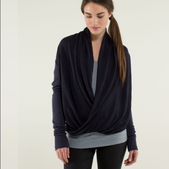 lululemon athletica Sweaters - LULULEMON iconic wrap sweater Small